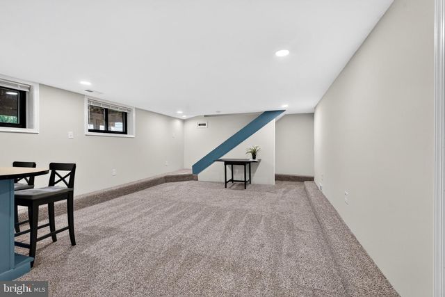 336 RIVERSIDE DR, Essex, MD 21221