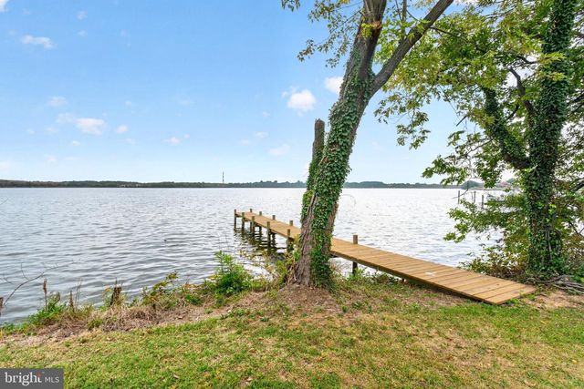 336 RIVERSIDE DR, Essex, MD 21221