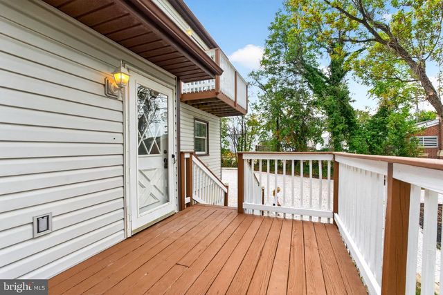 336 RIVERSIDE DR, Essex, MD 21221