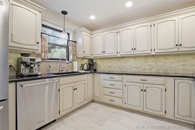 3435 E 86th Street, Tulsa, OK 74137