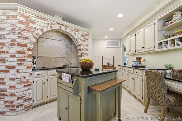 3435 E 86th Street, Tulsa, OK 74137