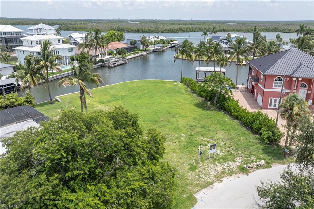 271 Randy LN, FORT MYERS BEACH, FL 33931 — photo 2