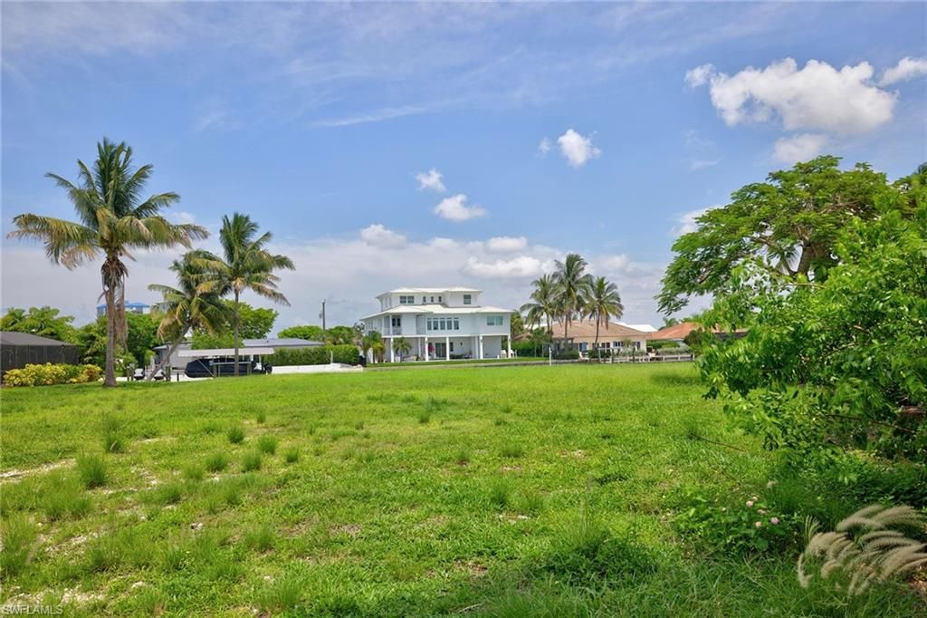 271 Randy LN, FORT MYERS BEACH, FL 33931 — photo 4