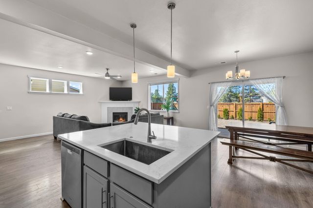 51783 Fordham Drive, La Pine, OR 97739