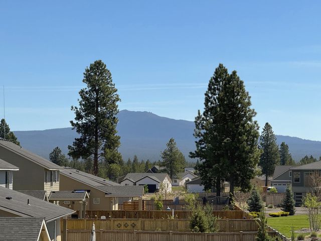 51783 Fordham Drive, La Pine, OR 97739