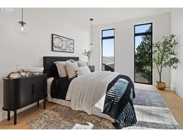 705 1st St, Lake Oswego, OR 97034