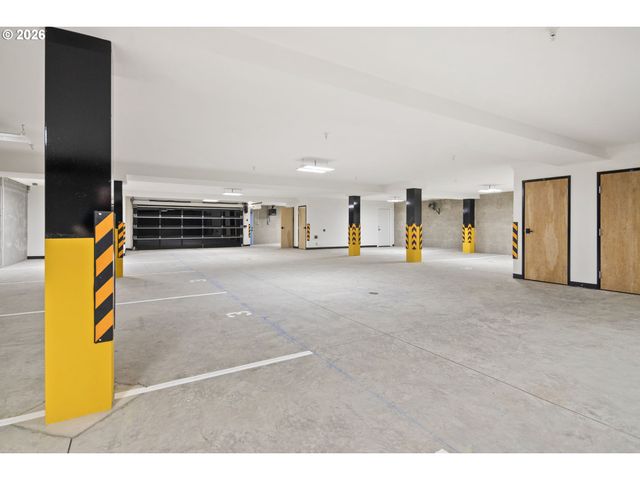 705 1st St, Lake Oswego, OR 97034