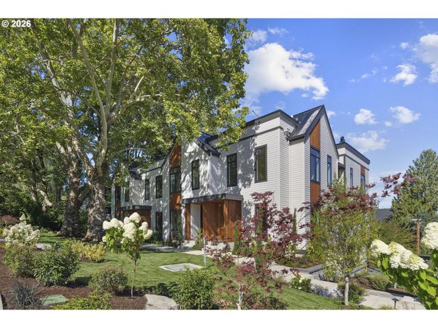 705 1st St, Lake Oswego, OR 97034