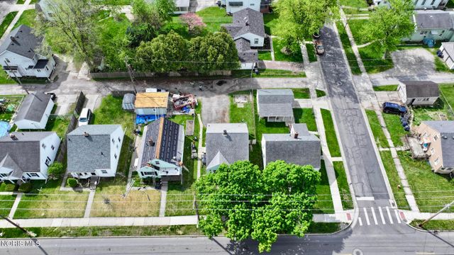 917 Eleanor Avenue, Toledo, OH 43612