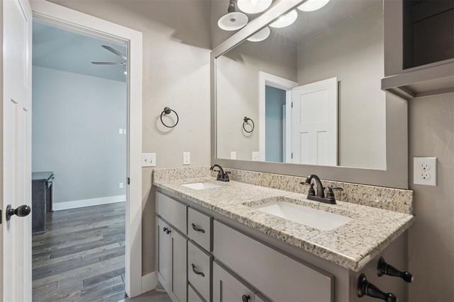 13609 Firethorn Drive, Piedmont, OK 73078