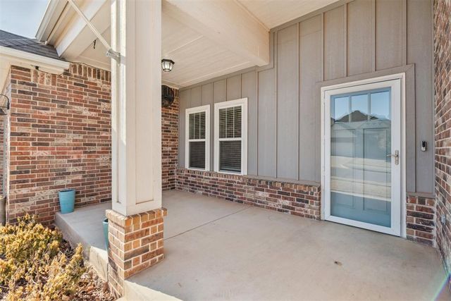 13609 Firethorn Drive, Piedmont, OK 73078