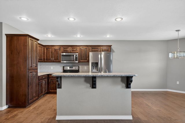 301 W Corsica Street, Republic, MO 65738