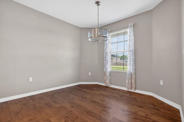 301 W Corsica Street, Republic, MO 65738
