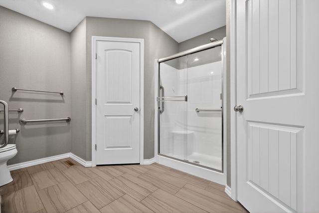 301 W Corsica Street, Republic, MO 65738