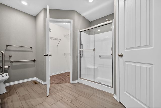 301 W Corsica Street, Republic, MO 65738