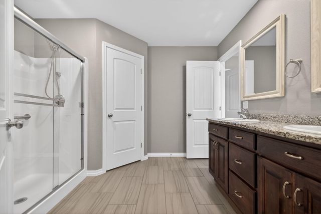 301 W Corsica Street, Republic, MO 65738