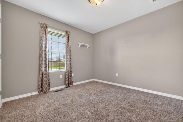 301 W Corsica Street, Republic, MO 65738