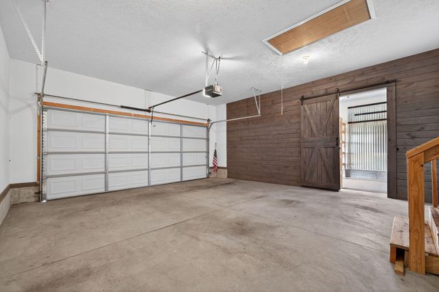 301 W Corsica Street, Republic, MO 65738