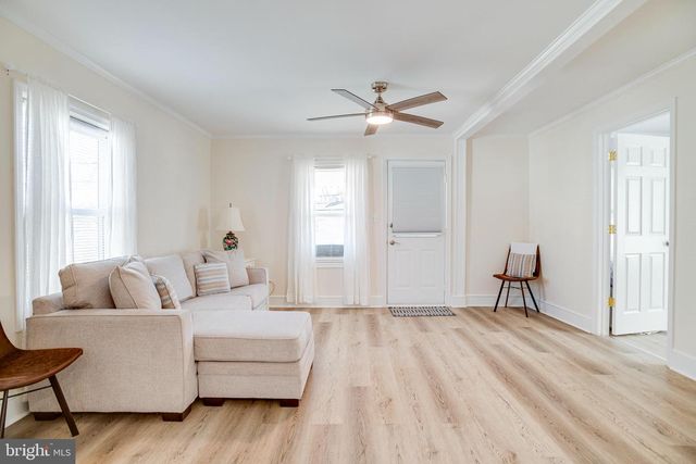 300 BELLEVIEW AVE, Orange, VA 22960