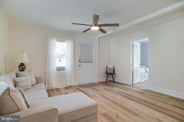 300 BELLEVIEW AVE, Orange, VA 22960