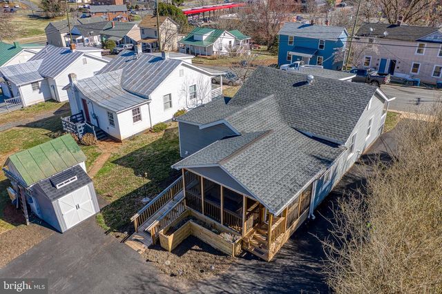 300 BELLEVIEW AVE, Orange, VA 22960