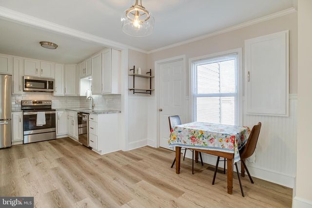 300 BELLEVIEW AVE, Orange, VA 22960