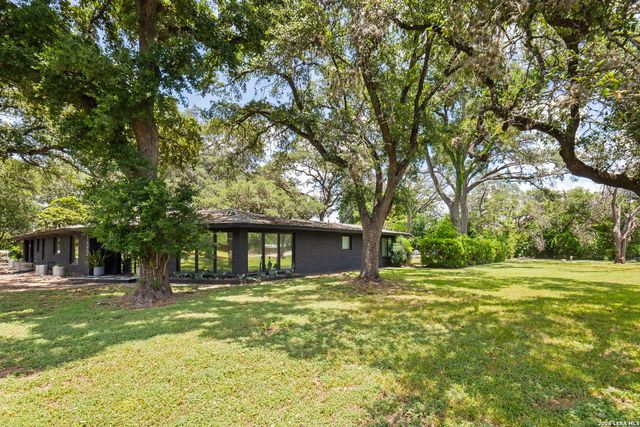 100 DOGWOOD LN, San Antonio, TX 78213