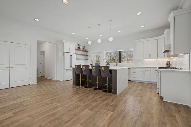 972 Dobbins Pike, Gallatin, TN 37066