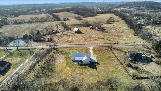 972 Dobbins Pike, Gallatin, TN 37066