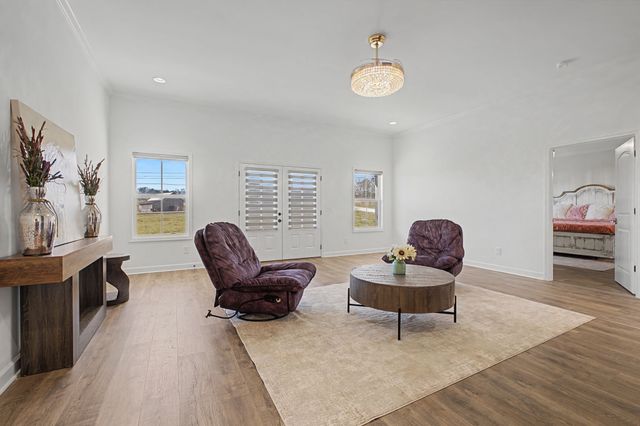 972 Dobbins Pike, Gallatin, TN 37066