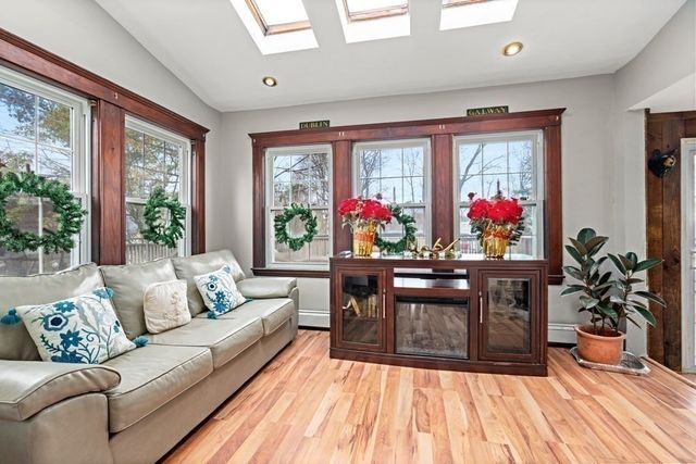 162 Elliot Ave, Quincy, MA 02171