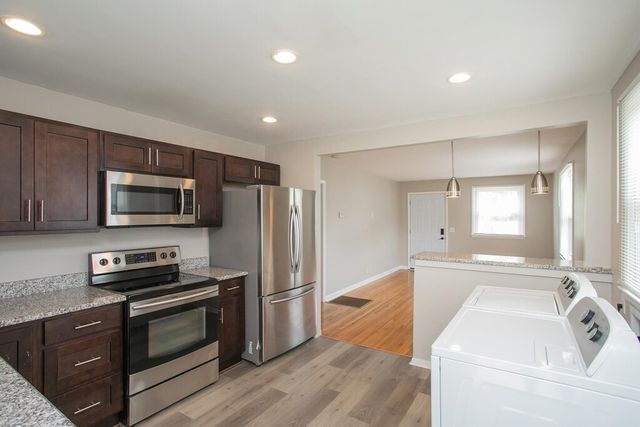 1003 Gwynn Dr, Nashville, TN 37216