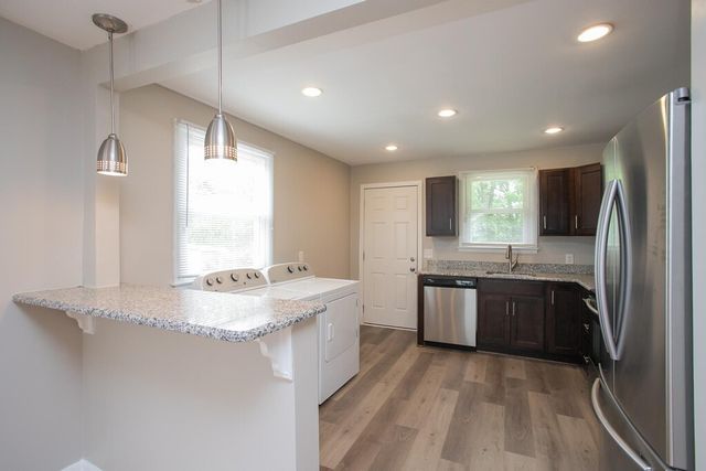 1003 Gwynn Dr, Nashville, TN 37216