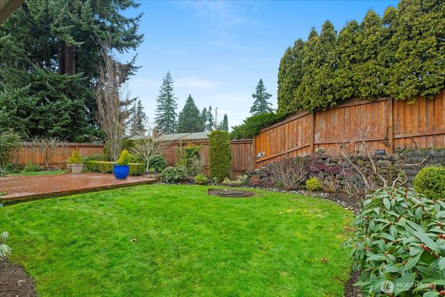 9109 221st Street SW, Edmonds, WA 98026