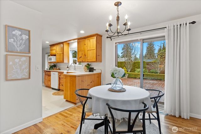 9109 221st Street SW, Edmonds, WA 98026