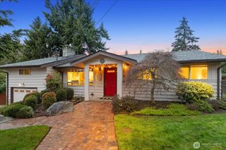 9109 221st Street SW, Edmonds, WA 98026