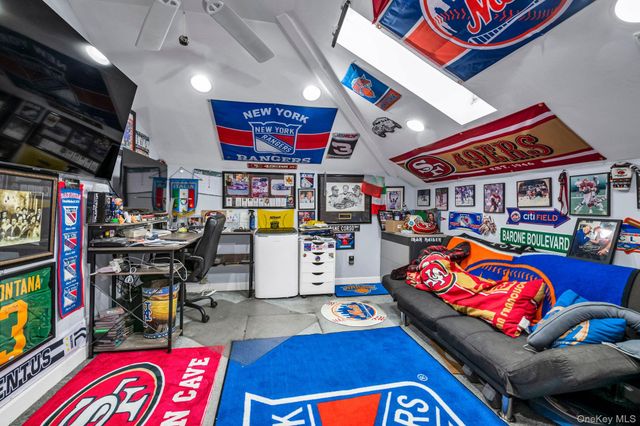 1922 Hering Avenue, Bronx, NY 10461