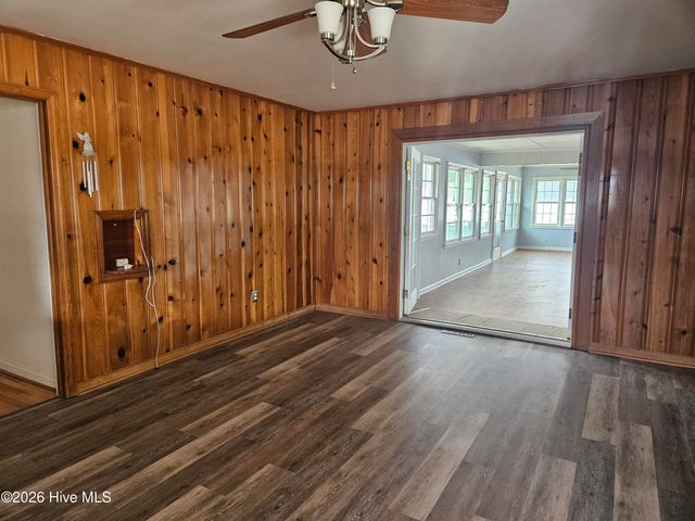 309 Fairfax Street, Clinton, NC 28328