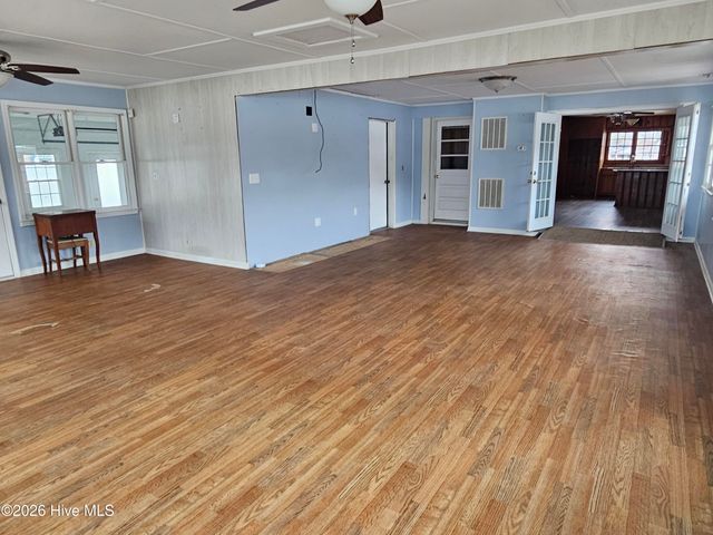 309 Fairfax Street, Clinton, NC 28328