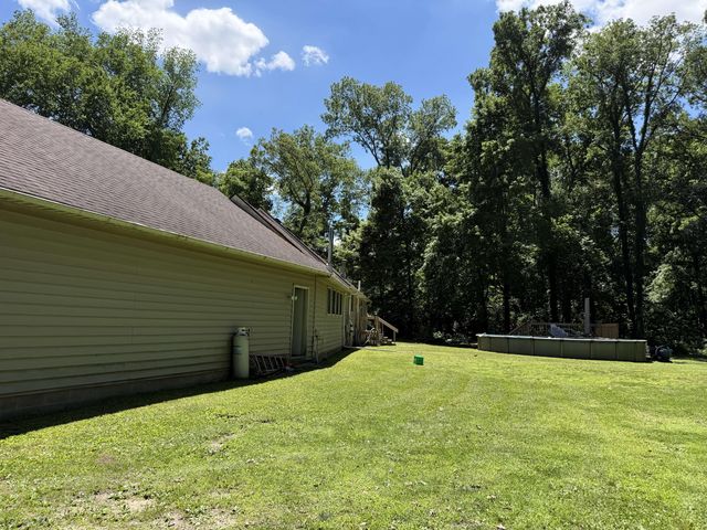 2530 S 400 E, La Porte, IN 46350