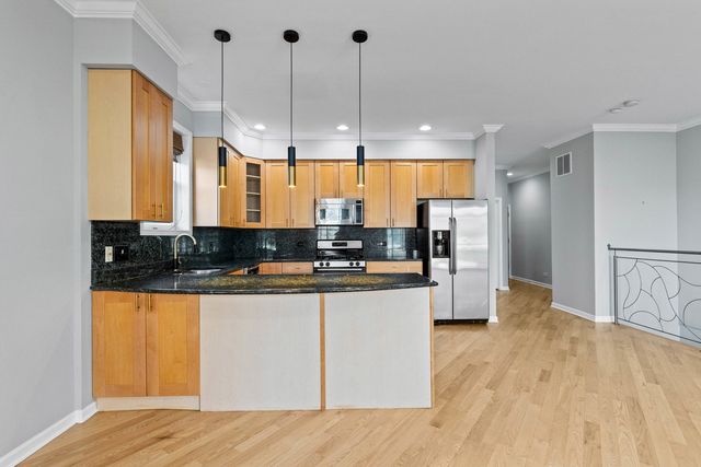 4105 S Drexel Boulevard 1SR, Chicago, IL 60653