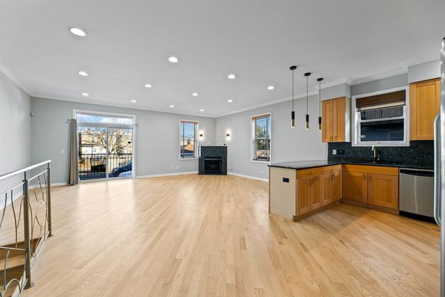 4105 S Drexel Boulevard 1SR, Chicago, IL 60653