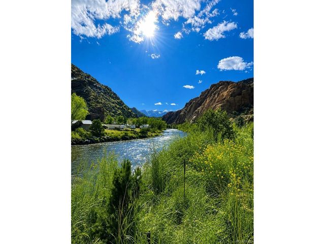 19909 US Highway 50, Cotopaxi, CO 81223