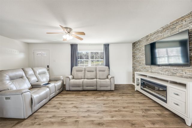 2245 County Road 337, Mckinney, TX 75071