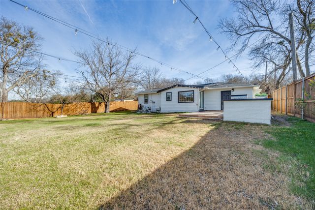 2245 County Road 337, Mckinney, TX 75071