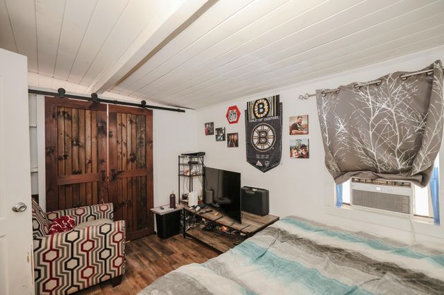 42 Sarette Road, Goffstown, NH 03045