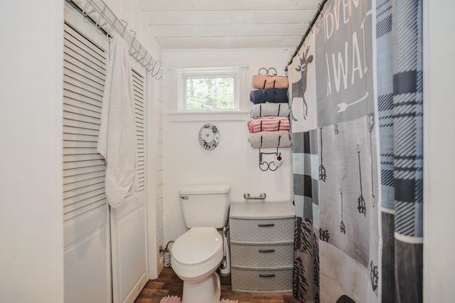 42 Sarette Road, Goffstown, NH 03045