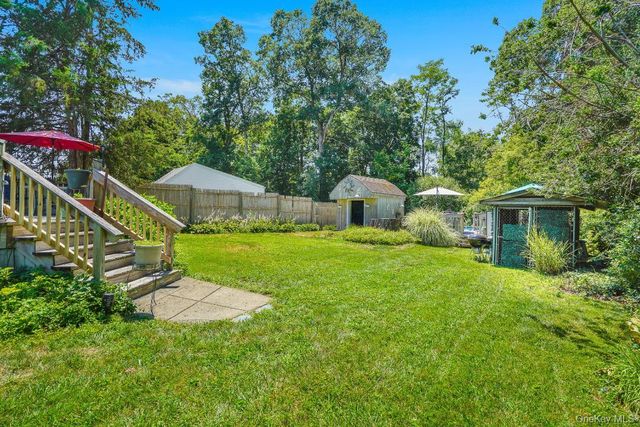 35 Lakeview Avenue, Poughkeepsie, NY 12601