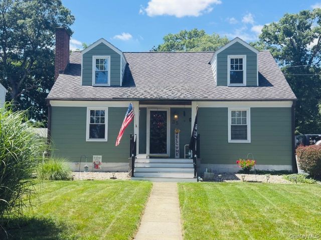 35 Lakeview Avenue, Poughkeepsie, NY 12601