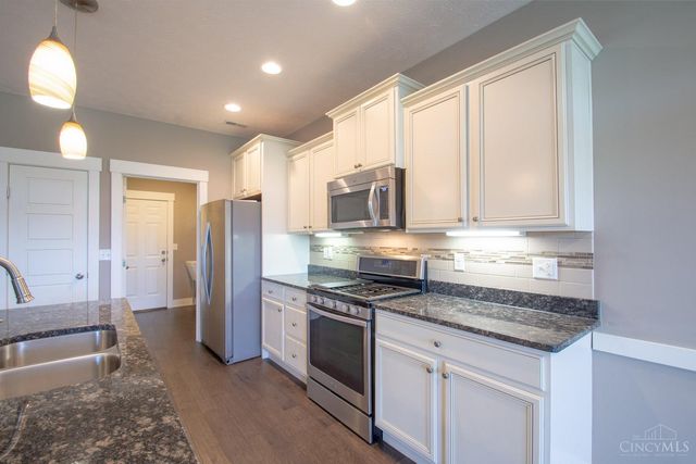 495 Legendary Way, Centerville, OH 45458